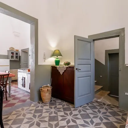 Domus Perrone Liberty Lägenhet Squinzano